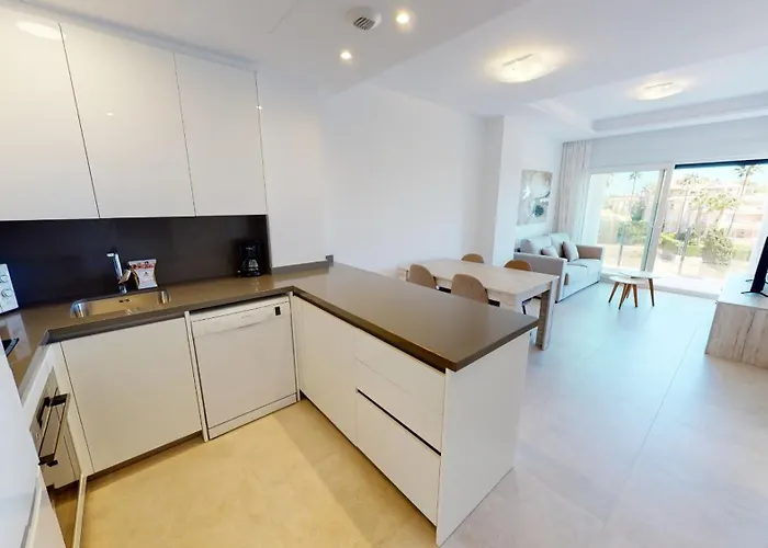 Cosmos By On Travel 奥利瓦